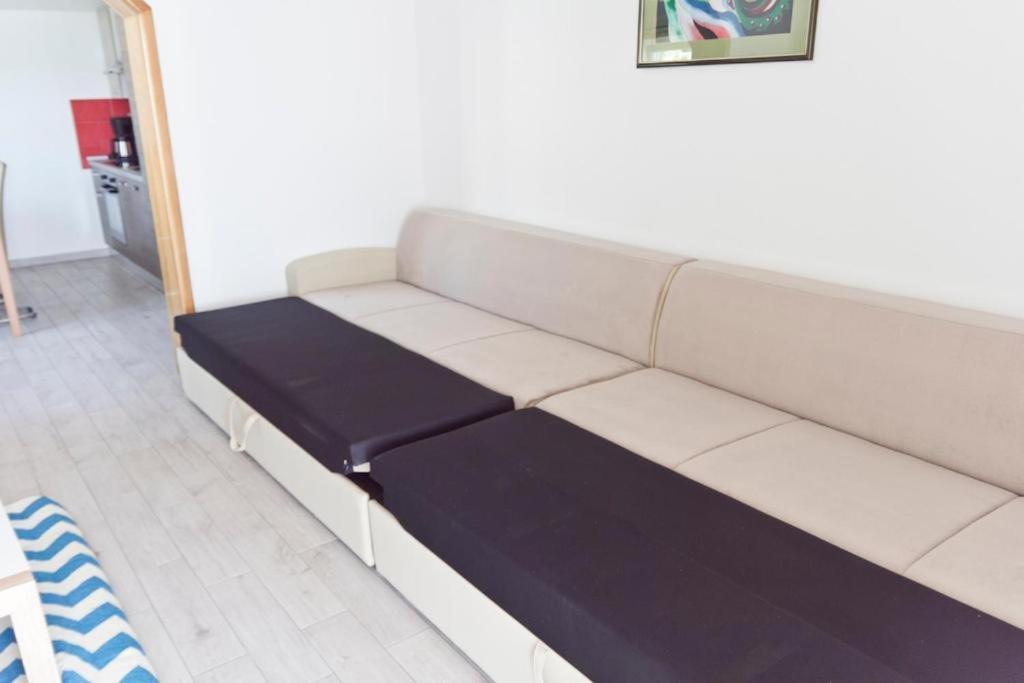 Apartmani Mira Klenovica Esterno foto
