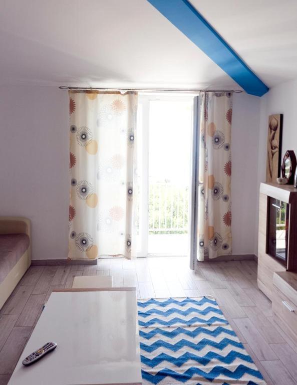Apartmani Mira Klenovica Esterno foto