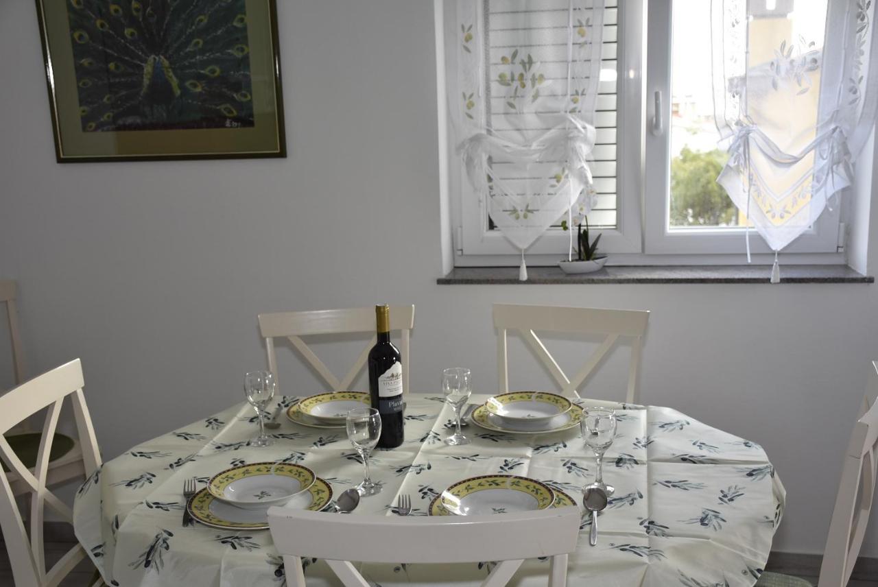 Apartmani Mira Klenovica Esterno foto